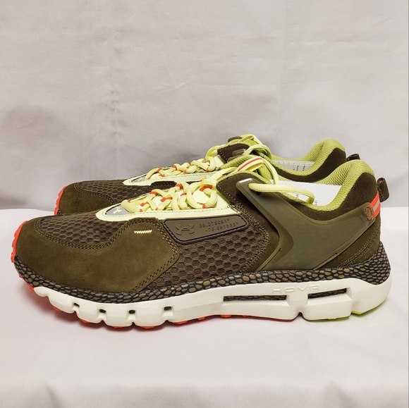 UA Men's HOVR Summit Hiking Shoes - Picture 3 of 14